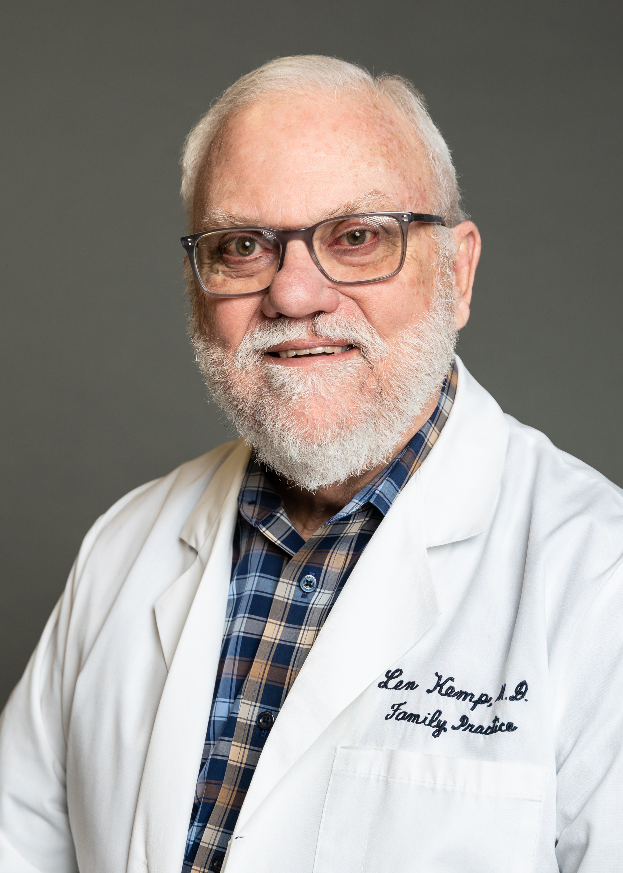 Dr. Clarence Len Kemp, MD