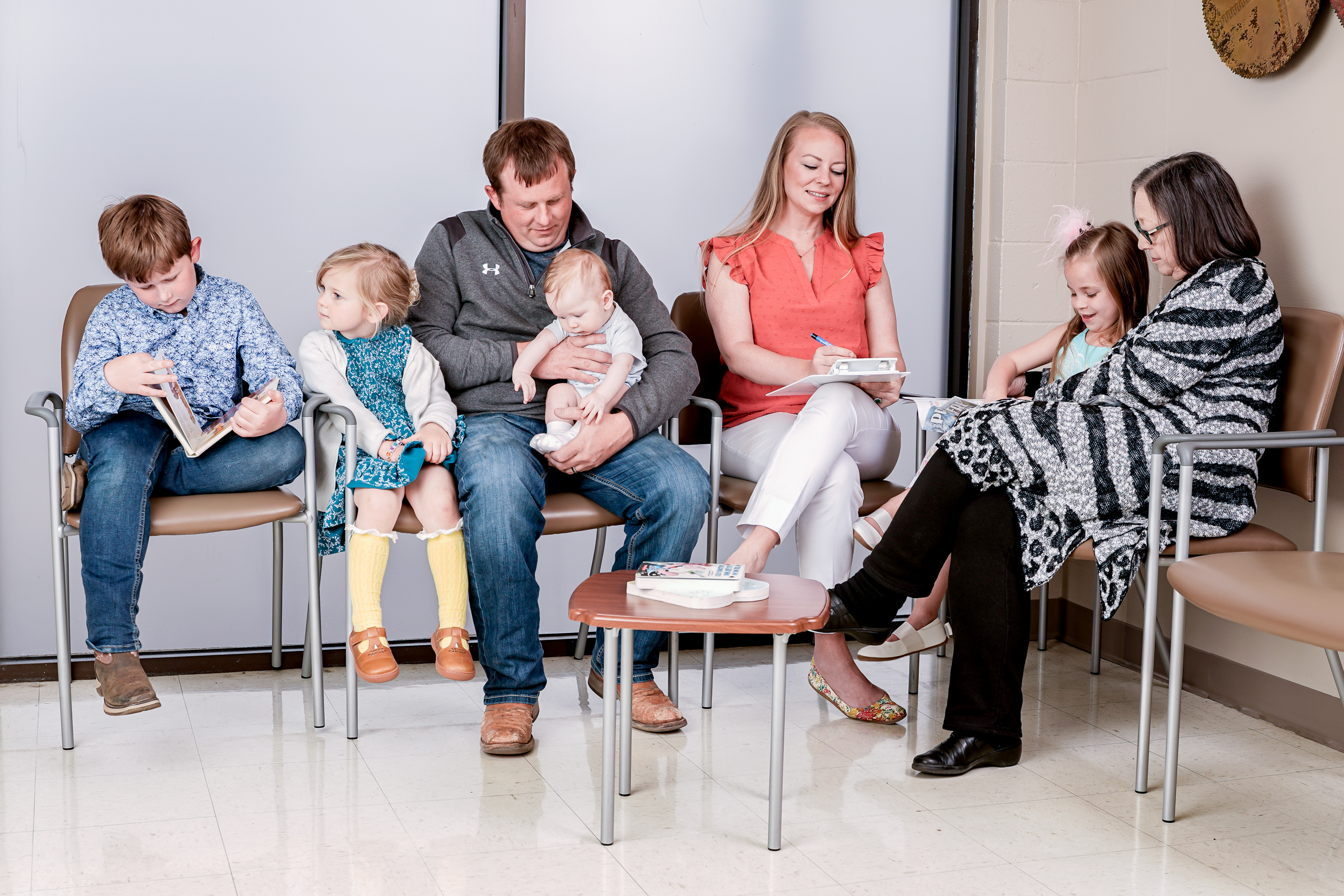 Waiting area at Paragould Family Care
